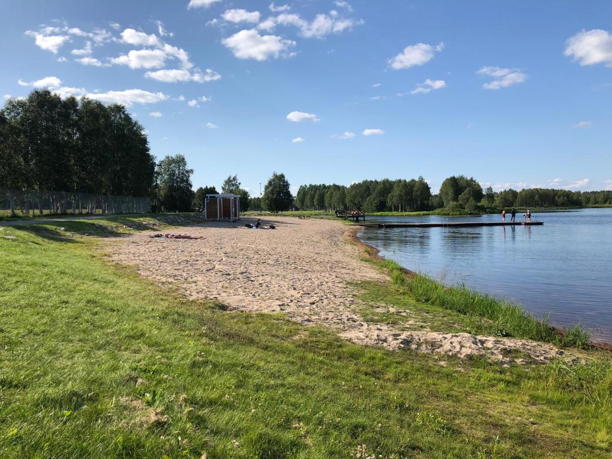 Hotelli Kultainen Joutsen Kuusamo Exterior photo